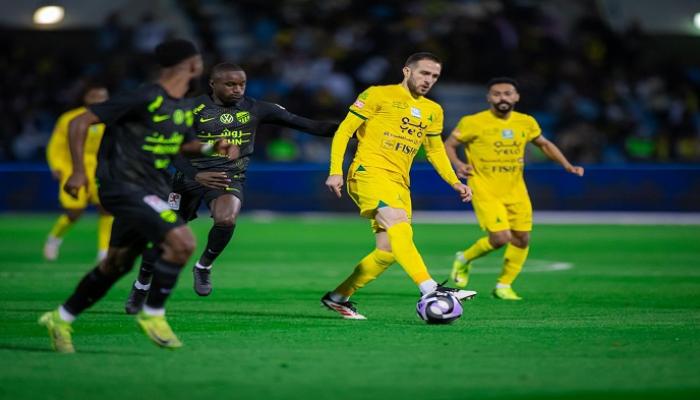 من مباراة الاتحاد والخليج في الدوري السعودي