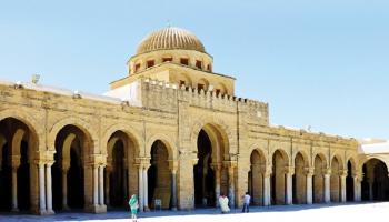  جامع عقبة بن نافع 