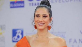 الفنانة حنان مطاوع