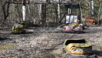 بقايا مدينة ملاهي في بريبيات