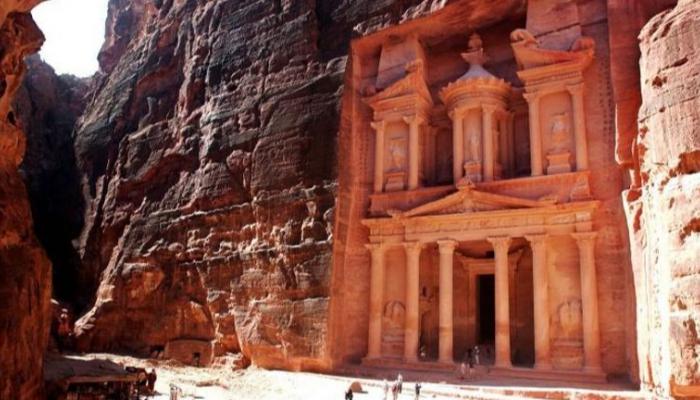 مدينة البتراء