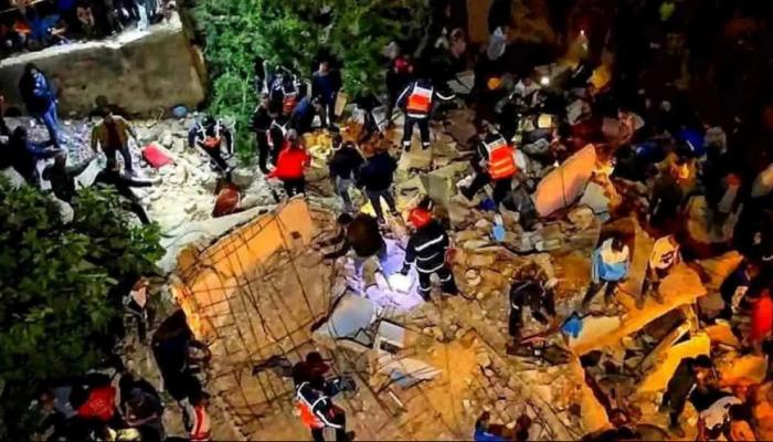 موقع المبنى المنهار في فاس