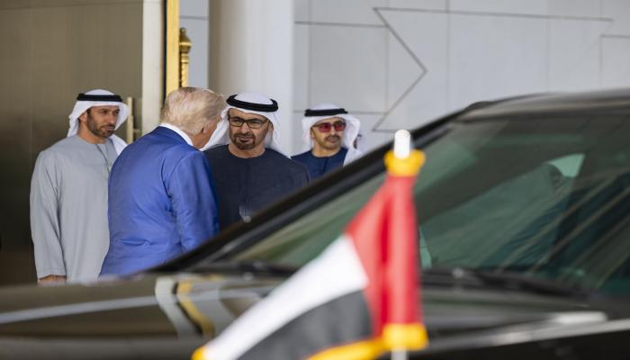 الشيخ محمد بن زايد آل نهيان والرئيس الأمريكي