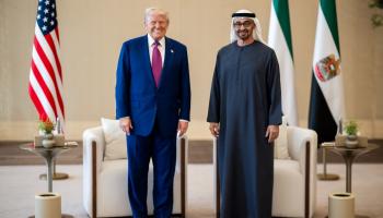 Trump'ın BAE Tarihi Ziyareti:  Dev Yatırımlar ve Simgesel Hediyeler