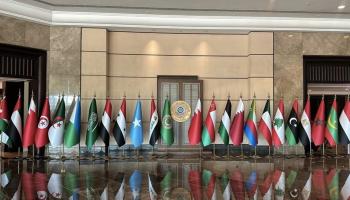 القمة العربية تنعقد في العراق