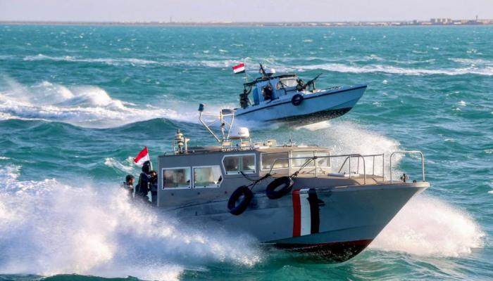 زورق مسلحة للحوثيين قبالة الحديدة.. أرشيفية