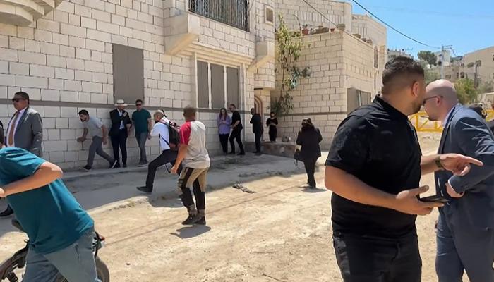 الجيش الإسرائيلي يُطلق النار صوب وفد دبلوماسي في جنين