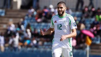 بنزية لاعب منتخب الجزائر