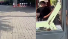 Engelli kadını ağlatan uygulama tepkilere yol açtı