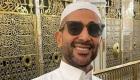 أحمد سعد يحسم جدل الاعتزال بعد ظهوره في المسجد النبوي بلا وشوم