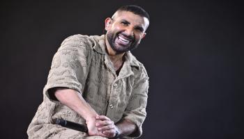 أحمد سعد يحيي أولى حفلاته في العلمين بعد أداء مناسك الحج