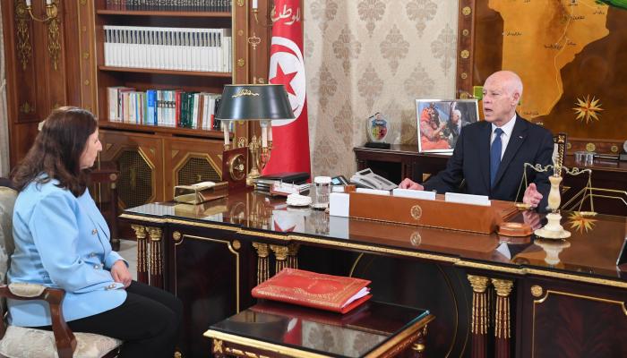 قيس سعيد خلال لقائع برئيسة الحكومة التونسية