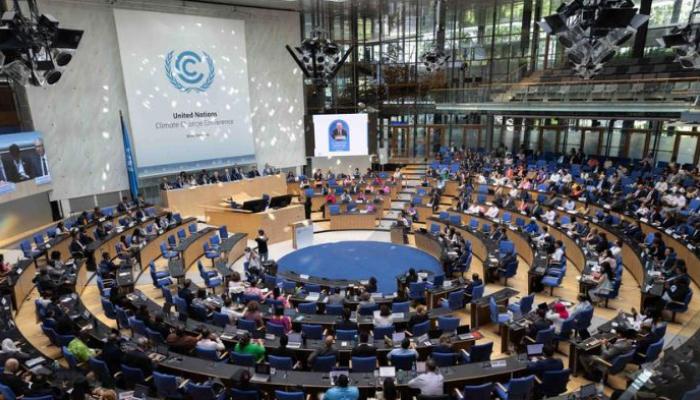 كواليس حاسمة من أول أيام اجتماع بون 2025: نقاشات مكثفة وتحديات مناخية ملحة