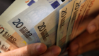 Dövizde hareketlilik: Euro/TL rekor kırdı