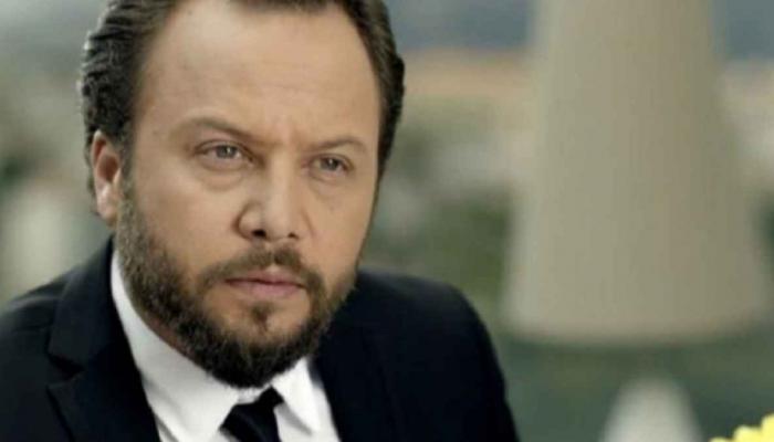 الفنان مكسيم خليل