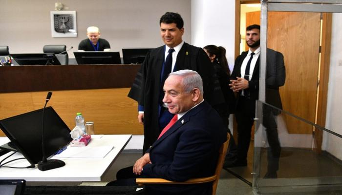 بنيامين نتنياهو في المحكمة