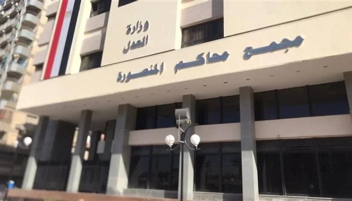 أحرق الجثة .. الحكم على شاب قتل والده بالحبس ستة أشهر فقط 