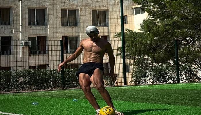 الموهبة الجزائرية محمد بشير بلومي