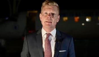 المبعوث الأممي عند وصوله مطار عدن