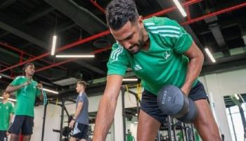 رياض محرز نجم منتخب الجزائر