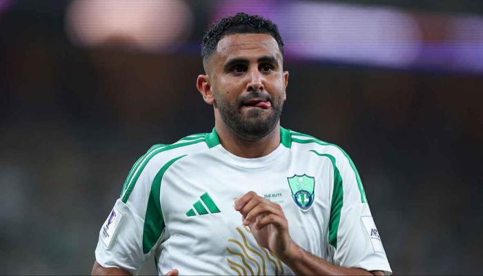 محرز نجم الأهلي السعودي