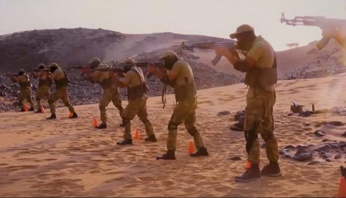 لقطة من فيديو نشرته حركة «حسم» الإرهابية