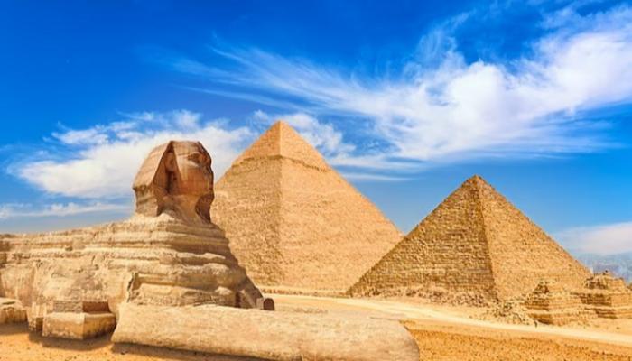 أبو الهول وأهرامات الجيزة
