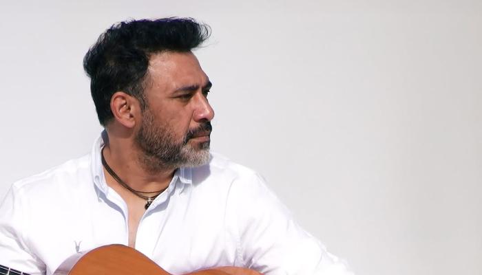 أول إطلالة فنية لعبد الله نجل عمرو مصطفى