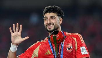 وسام أبوعلي لاعب الأهلي 