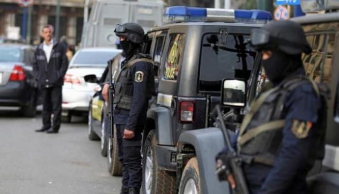 تفاصيل القبض على والدة سفاح التجمع