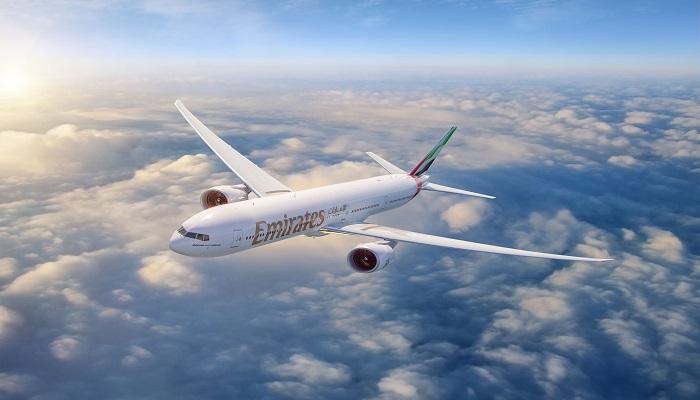 طائرة تتبع طيران الإمارات