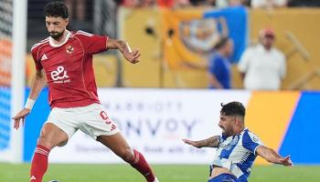 وسام أبوعلي لاعب الأهلي 
