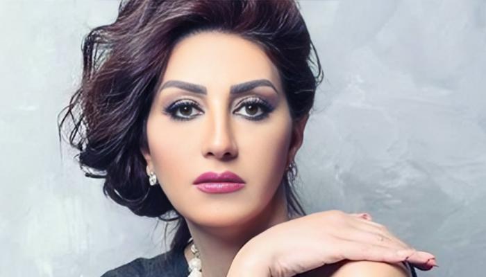 الفنانة وفاء عامر