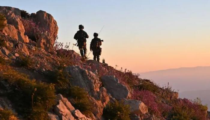 جنديان إسرائيليان على حدود سوريا - أرشيفية