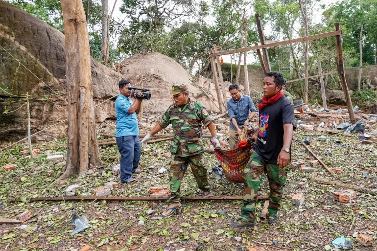 Tayland-Kamboçya sınırında şiddetli çatışmalar devam ediyor.