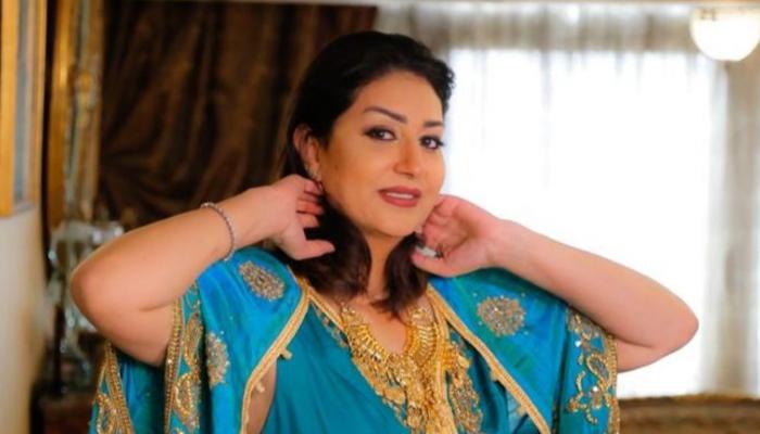 النجمة المصرية وفاء عامر 