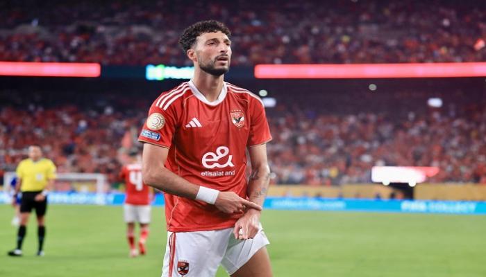وسام أبو علي بقميص الأهلي المصري