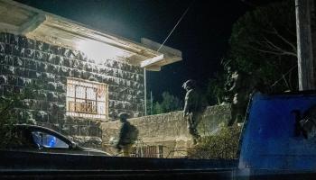 جنود إسرائيليون خلال الغارة 