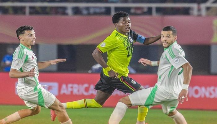 مباراة الجزائر وأوغندا في أمم أفريقيا للمحليين