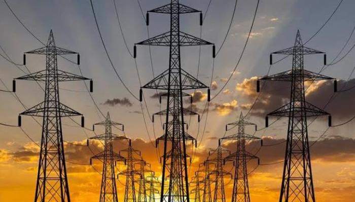أبراج الكهرباء أرشيفية