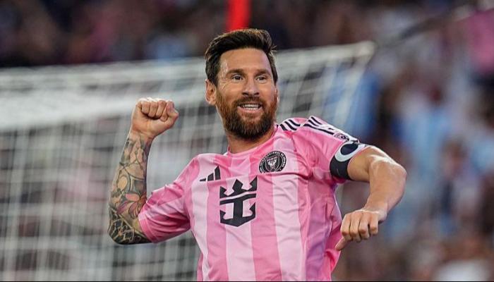 ليونيل ميسي قائد إنتر ميامي الأمريكي