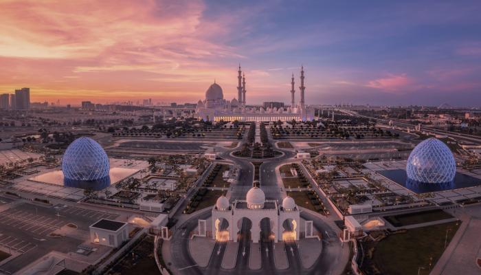 جامع الشيخ زايد في قائمة أكبر معالم الجذب 