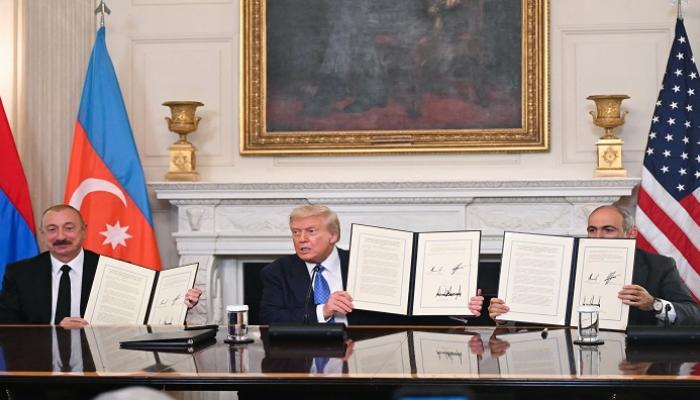 ترامب ورئيس أذربيجان إلهام علييف، ورئيس وزراء أرمينيا نيكول باشينيا