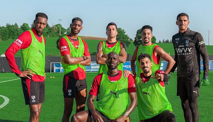 القنوات الناقلة لمباراة الهلال اليوم 