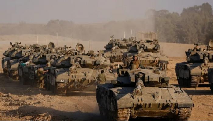 دبابات إسرائيلية تتوغل في قطاع غزة - أرشيفية