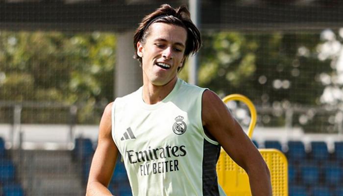 ألفارو كاريراس نجم ريال مدريد
