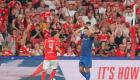 عودته لمنتخب الجزائر مهددة.. مدرب نيس يصدم بوعناني