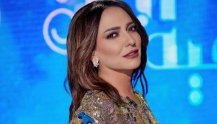 الفنانة أمل عرفة
