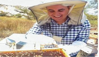 صورة للدكتور: يحيى النجار.
