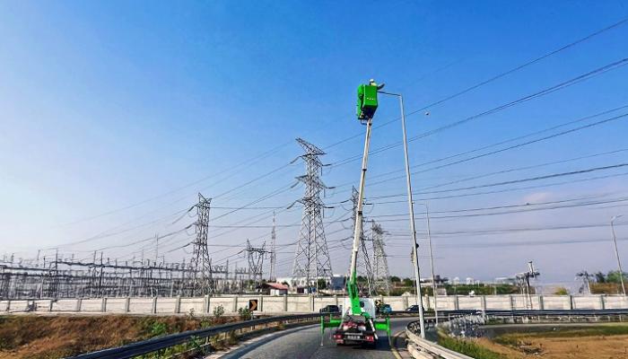 استثمارات استراتيجية في البنية التحتية الرقمية والخضراء بأنغولا